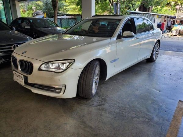 BMW L7 สีขาว ปี 2014